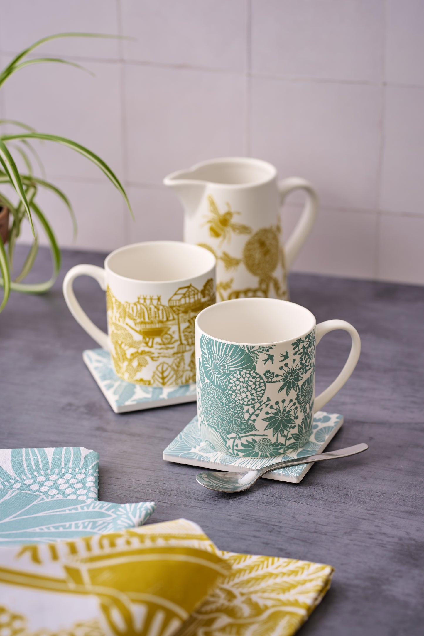 Katie Hess Classic mug (powder blue) 310ml